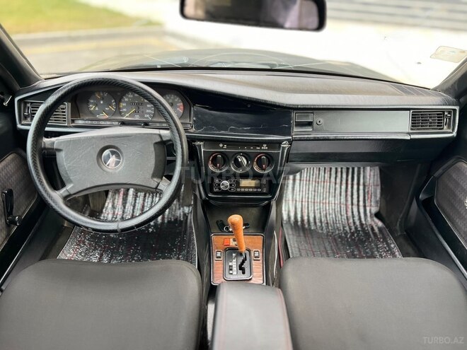 Mercedes 190 1991, 215,300 km - 2.0 l - Bakı