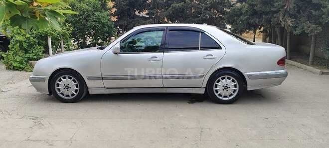 Mercedes E 220 d 1999, 500,000 km - 2.2 л - Bakı