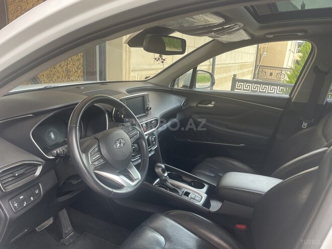 Hyundai Santa Fe-5
