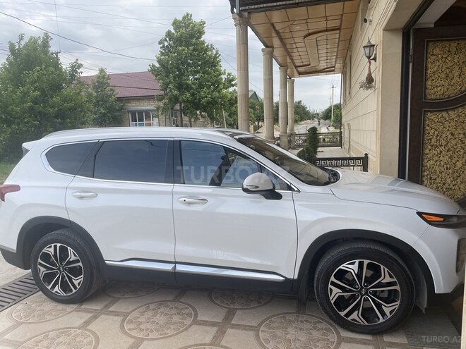 Hyundai Santa Fe-3
