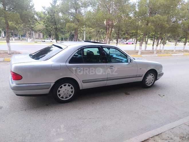 Mercedes E 230 1996, 42,555 km - 2.3 l - Sumqayıt