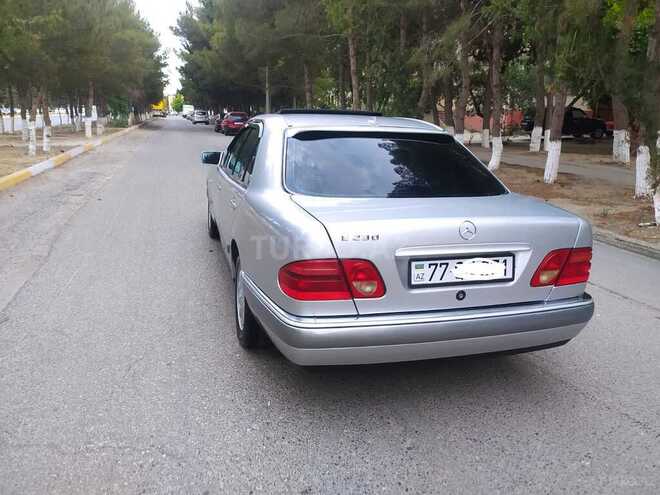 Mercedes E 230 1996, 42,555 km - 2.3 l - Sumqayıt