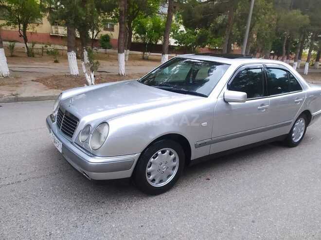 Mercedes E 230 1996, 42,555 km - 2.3 l - Sumqayıt