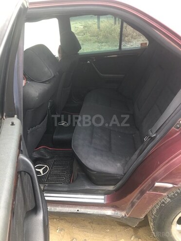 Mercedes C 180 1995, 302,000 km - 1.8 л - Bakı