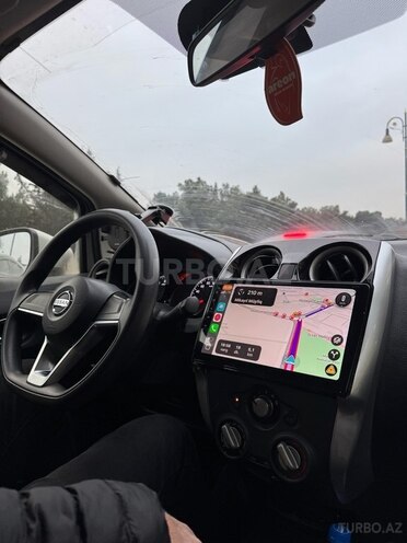 Nissan Note-8
