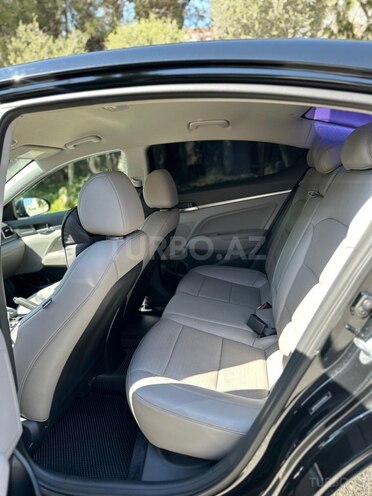 Hyundai Elantra 2016, 145,726 km - 2.0 l - Bakı