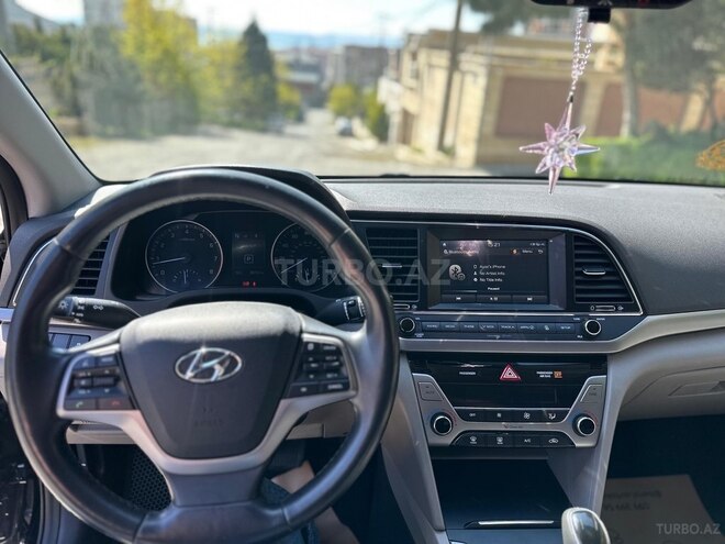 Hyundai Elantra 2016, 145,726 km - 2.0 l - Bakı