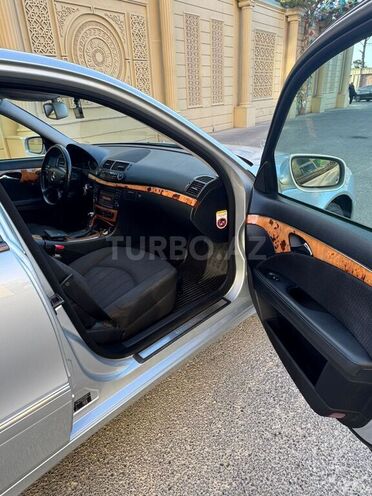 Mercedes E 220 d 2007, 254,000 km - 2.2 l - Bakı