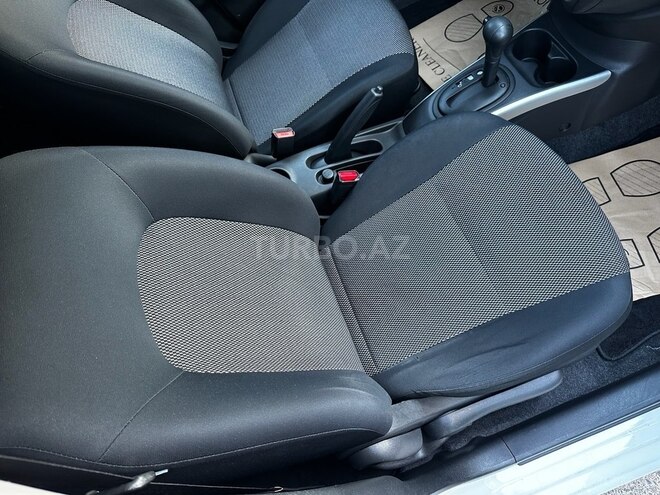 Nissan Latio 2016, 45,300 km - 1.2 l - Bakı