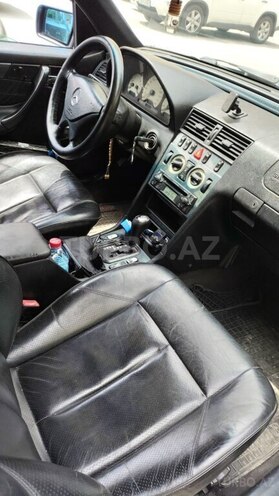 Mercedes C 240 1999, 350,000 km - 2.4 л - Sumqayıt