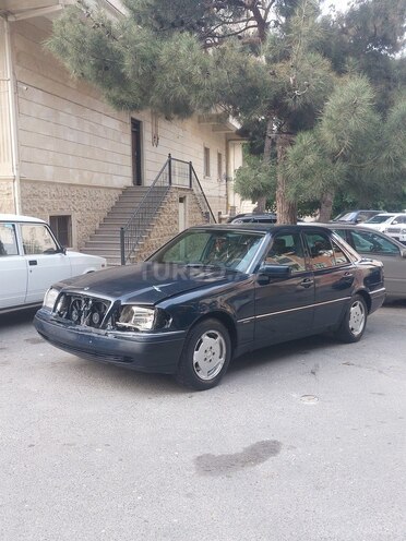 Mercedes C 200 1995, 450,000 km - 2.0 l - Bakı
