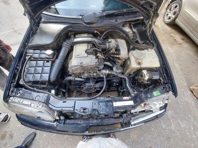 Mercedes C 200 1995, 450,000 km - 2.0 l - Bakı