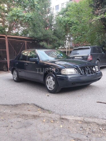 Mercedes C 200 1995, 450,000 km - 2.0 l - Bakı