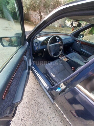 Mercedes C 200 1995, 450,000 km - 2.0 l - Bakı