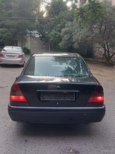 Mercedes C 200 1995, 450,000 km - 2.0 l - Bakı