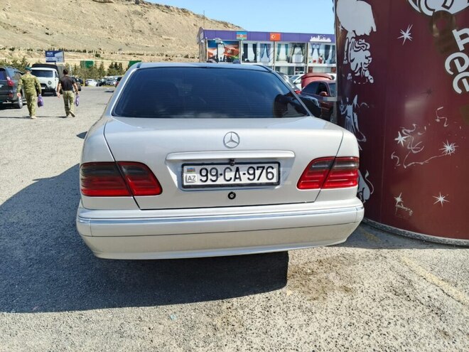 Mercedes E 220 d 2000, 576,000 km - 2.2 l - Bakı