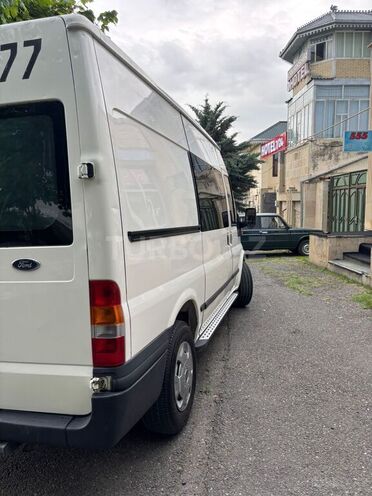 Ford Transit 2002, 330,000 km - 2.4 l - Qəbələ