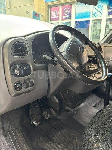 Ford Transit 2002, 330,000 km - 2.4 l - Qəbələ