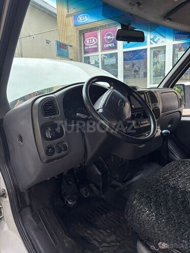 Ford Transit 2002, 330,000 km - 2.4 l - Qəbələ