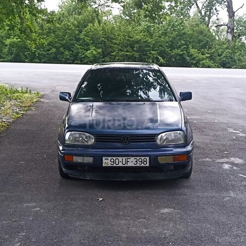 Volkswagen Golf 1994, 212,000 km - 1.8 l - İsmayıllı