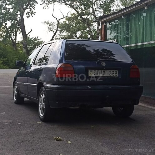 Volkswagen Golf 1994, 212,000 km - 1.8 l - İsmayıllı