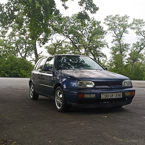 Volkswagen Golf 1994, 212,000 km - 1.8 l - İsmayıllı