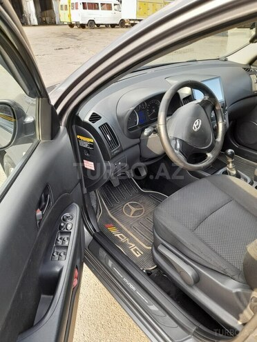 Hyundai i30 2009, 369,190 km - 1.6 l - Şəki
