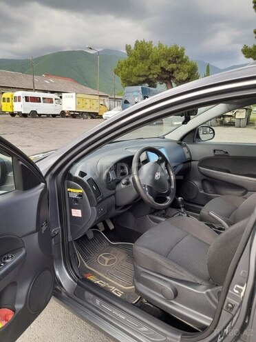 Hyundai i30 2009, 369,190 km - 1.6 l - Şəki