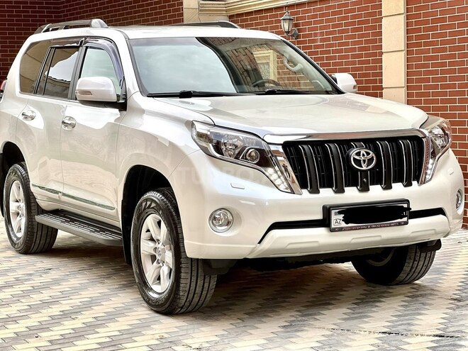 Toyota Land Cruiser Prado-5