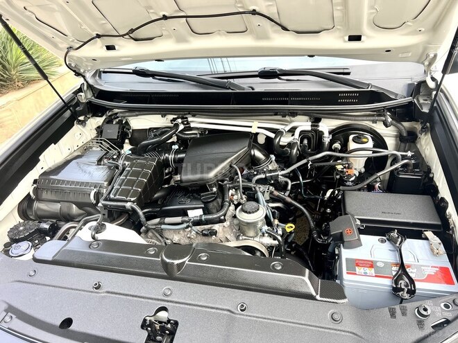 Toyota Land Cruiser Prado-20
