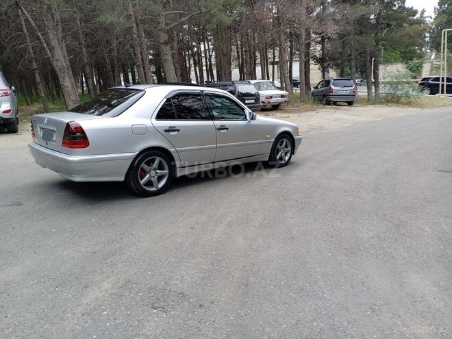 Mercedes C 180 1999, 299,422 km - 1.8 l - Bakı