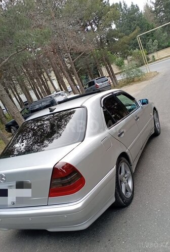 Mercedes C 180 1999, 299,422 km - 1.8 l - Bakı