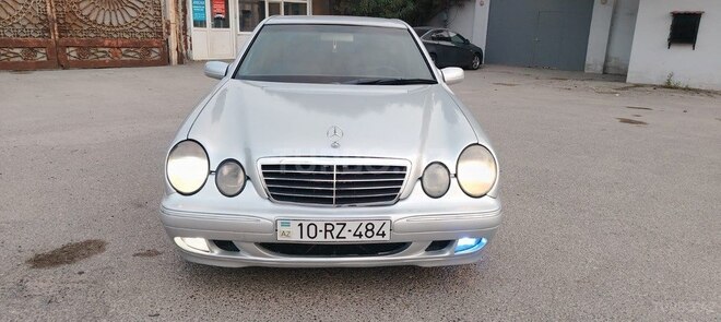 Mercedes E 240 1998, 421,123 km - 2.4 l - Bakı