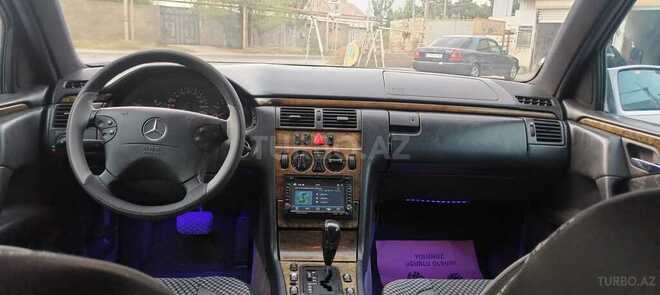 Mercedes E 240 1998, 421,123 km - 2.4 l - Bakı