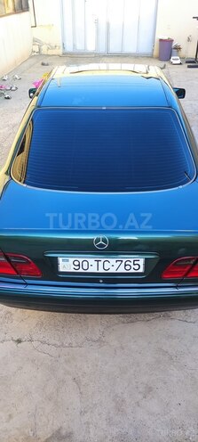 Mercedes E 240 1999, 300,000 km - 2.4 л - Gəncə