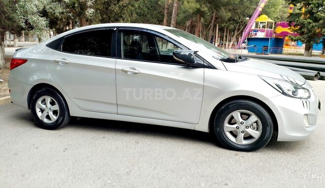 Hyundai Accent 2013, 309,167 km - 1.6 l - Xırdalan