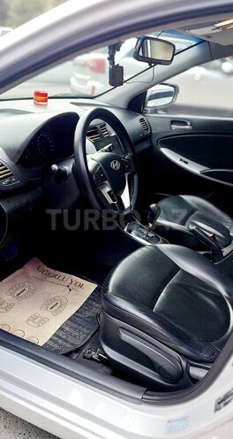 Hyundai Accent 2013, 309,167 km - 1.6 l - Xırdalan