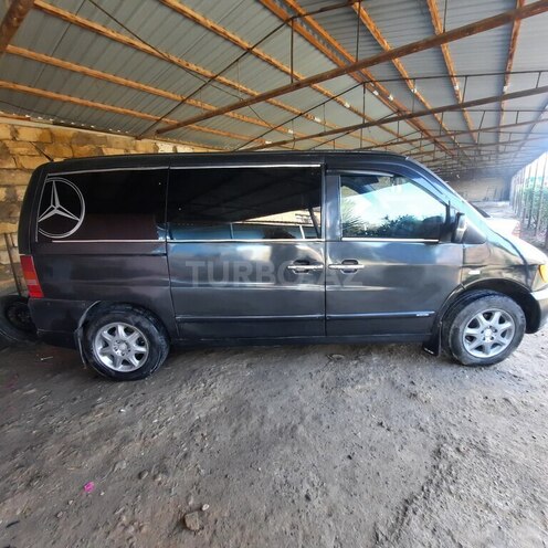 Mercedes Vito 2000, 354,565 km - 2.2 l - Şirvan