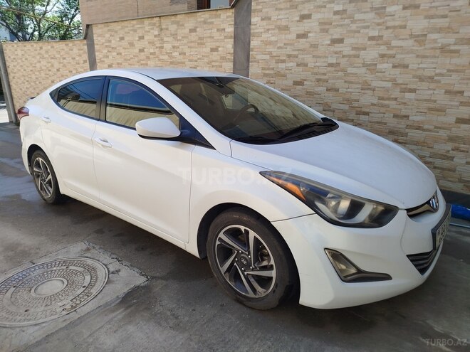 Hyundai Elantra 2015, 214,000 km - 1.8 л - Bakı