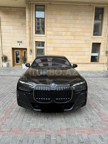 BMW 750e xDrive 2024, 28,800 km - 3.0 л - Bakı