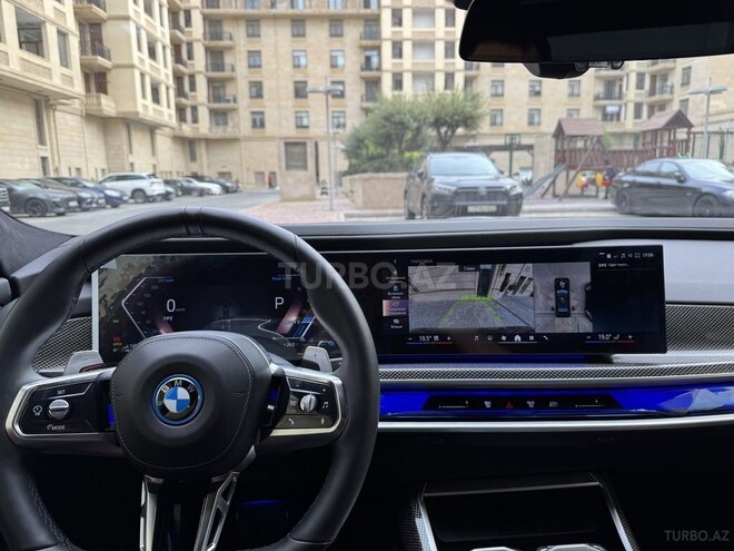 BMW 750e xDrive 2024, 28,800 km - 3.0 л - Bakı