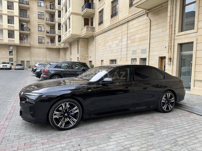 BMW 750e xDrive 2024, 28,800 km - 3.0 л - Bakı