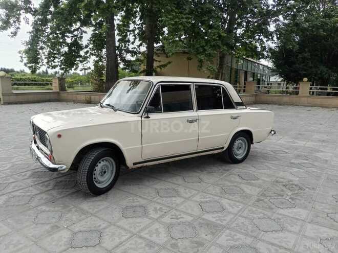 LADA (VAZ) 21011 1981, 85,000 km - 1.6 л - Qazax