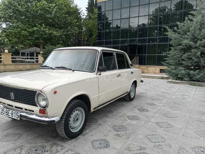 LADA (VAZ) 21011 1981, 85,000 km - 1.6 л - Qazax