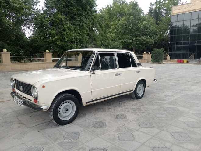 LADA (VAZ) 21011 1981, 85,000 km - 1.6 л - Qazax