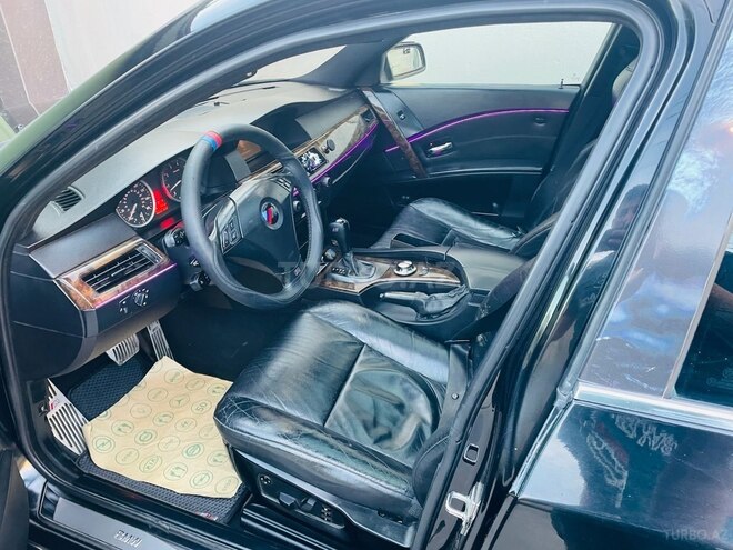 BMW 530 2004, 238,000 km - 3.0 l - Bakı