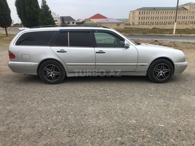 Mercedes E 240 1998, 300,000 km - 2.4 l - Gəncə