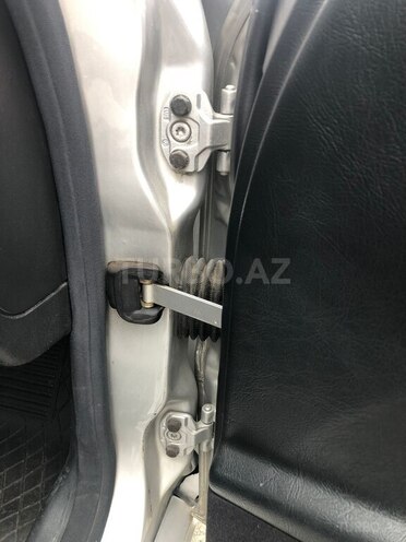 Mercedes E 240 1998, 300,000 km - 2.4 l - Gəncə