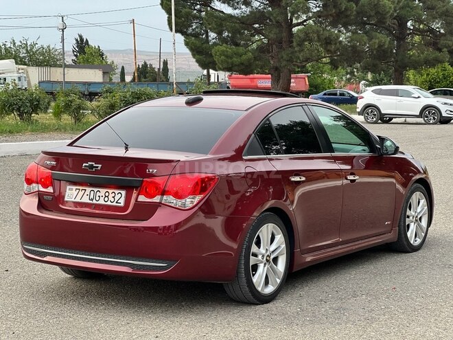 Chevrolet Cruze 2015, 118,000 km - 1.4 l - Şəmkir