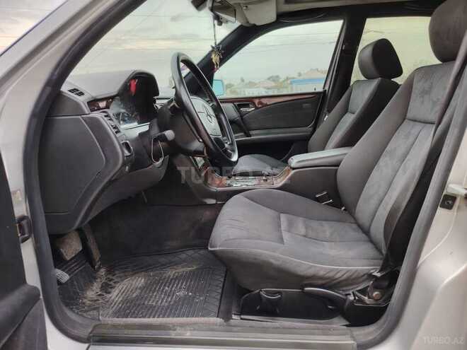 Mercedes E 200 1996, 282,000 km - 2.0 l - Sumqayıt